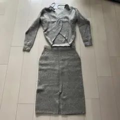 グレー ニットセットアップ
