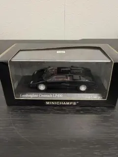 京商・ミニチャンプス 1/43スケール ランボルギーニカウンタックLP400