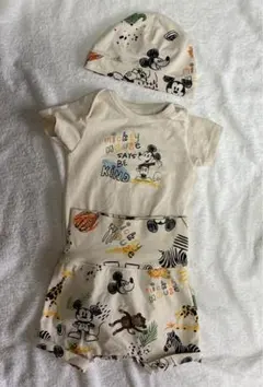 ベビー服　ミッキーマウス　半袖ロンパース