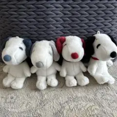スヌーピー　ぬいぐるみ4体セット