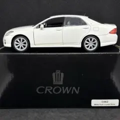 【非売品】クラウンアスリート白　ダイキャスト製カラーサンプル 1/30ミニカー Amazon | 1/30 トヨタ クラウンアスリート 200系 カラーサンプル