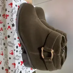 おしゃれショートブーツのサムネイル