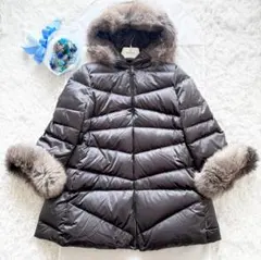 美品！L相当！モンクレール　確実正規品　グレー　ロングダウンジャケット ファー MONCLER☆新作 ファー付きダウンジャケット LAICHEFUR☆関税込み