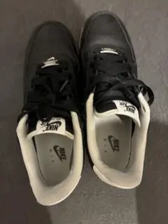 Nike Air Force 1 ブラックレザー