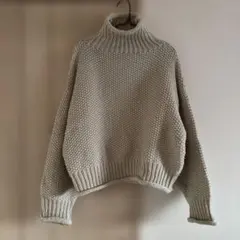 美品☆厚手ニット