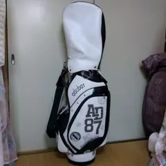 Item thumbnail for item 9215f1de-927b-48c4-91c4-1402c474e0b5