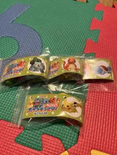 チョコエッグ　ポケモン4個セット