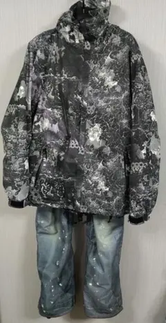 Item thumbnail for item 1d35e011-0440-43e9-8268-6adb89b752e6