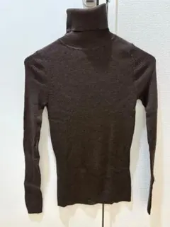 ユニクロ UNIQLO メリノリブタートルネックセーター　ダークブラウン・S