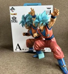 超サイヤ人ゴッドSS 孫悟空 フィギュア　一番くじ　キングクラスター
