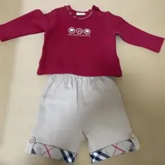 BURBERRY 赤トップス グレーショートパンツ セットアップ