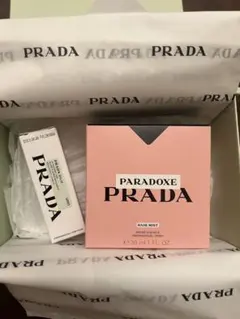 【PRADA】パラドックス ヘアミスト＆リップバーム　15,000円相当