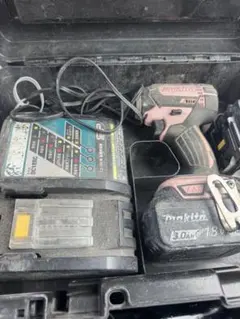 B4-263 マキタ充電式インパクトドライバ 14.4V TD137DSP1 - メルカリ