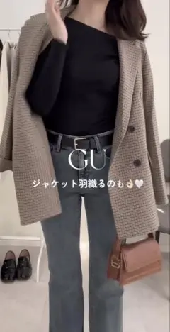 新品◆GU スリムフレアジーンズ 丈標準　M 65ブルー　インディゴ
