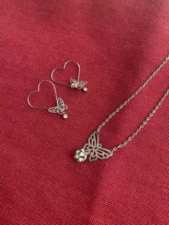 蝶モチーフ ネックレス・ピアスセット／シルバー