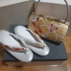 和装 花柄刺繍草履とバッグセット