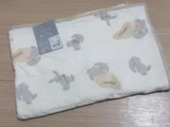 バースデイ　フタうさ　肌掛けケット