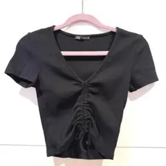 ZARA ブラック 半袖Vネック クロップドトップス Sサイズ