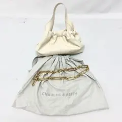 X51 charles&keith Ally アリールーシュドスローチーバッグのサムネイル