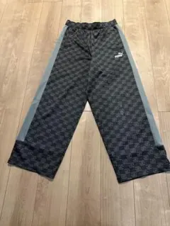 PUMAジャージ　モノグラム　CORE HERITAGE グレー　パンツ　Mのサムネイル
