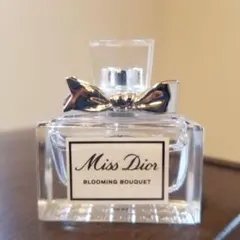 ミス ディオール ブルーミング ブーケ 5ML MISS DIORのサムネイル