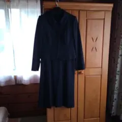 お受験スーツ　東京ソワール　reflect 9号　ジャケット　ワンピース　紺色