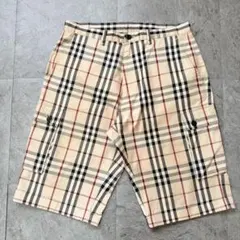 Burberry Black label ベージュチェック柄カーゴショートパンツ BURBERRY BLACK LABEL チェック柄カーゴショートパンツ - メルカリ