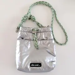 niko and 　ショルダー巾着バッグ