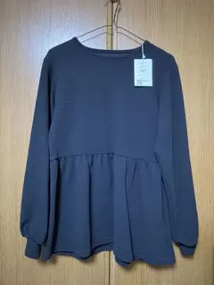 【新品】　レディース　チュニック　Tシャツ　トップス　長袖　ペプラム　黒