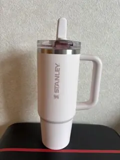 新品】スタンレー STANLEY キャリーオール クリーム 白 - メルカリ