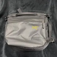 Item thumbnail for item 733b6abb-fb0f-4739-894f-b834c580d158