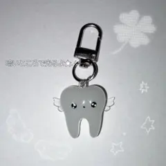 蓄光　よく光る　矯正　歯　天使　ウィッシュコア　チャーム