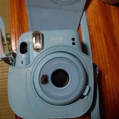 instax mini 11 水色 本体 カメラケース付き
