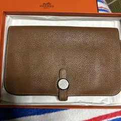 HERMES ドゴン 二つ折り財布 ブラウンのサムネイル