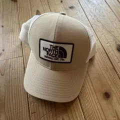 THE NORTH FACE ベージュ トラッカーキャップ