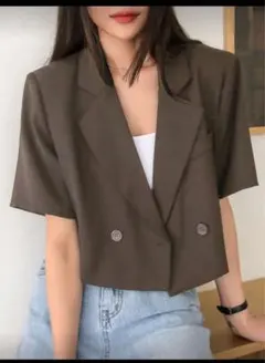 ブラウン クロップド テーラードジャケット　未使用