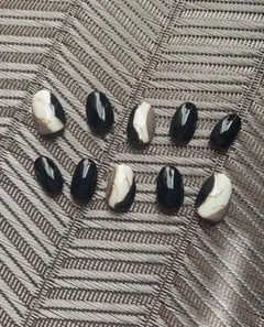 ベージュグレー　ホワイト　ブラック　ミラーゴールド　ニュアンス　ネイルチップ