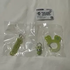TWICE LOVELYS アクリルカラビナフロッキーマスコット ジョンヨン