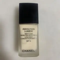 CHANEL PERFECTION LUMIERE リキッドファンデーションのサムネイル