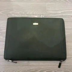セール　バーバリー　クラッチバッグ　スマートバッグ　書類ケース　グリーン