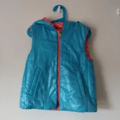 フード付き青ダウンベスト130◇リバーシブル　キッズベスト
