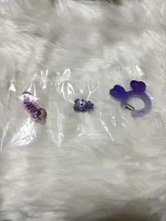 TWICE カラビナ サナ