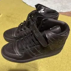 アディダス　ジェレミースコット　スニーカー　未使用