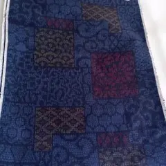 結城紬 反物 正絹 紺色 幾何学模様 350cm　ハンドメイド　切り売りのサムネイル