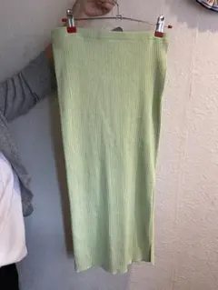リブ編みライトグリーンタイトスカート