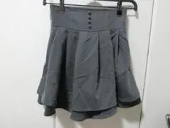 evelyn ミニスカート Fサイズ ダブルフレア インナーパンツ グレーのサムネイル