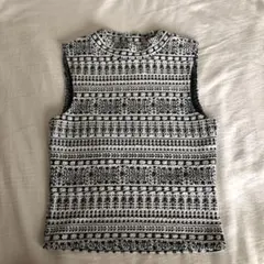 H&M❤️ネイティブ柄タンクトップ❤️