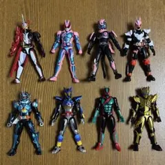 装動　仮面ライダー　装動セットのサムネイル