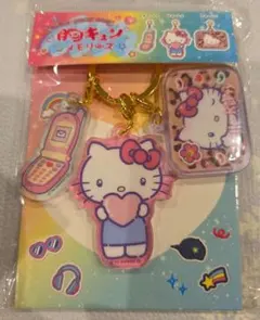 ハローキティ　３連アクリルキーホルダー　胸キュンメモリーズ ❹