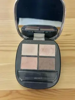コスメデコルテ　スキンシャドウ デザイニングパレット06